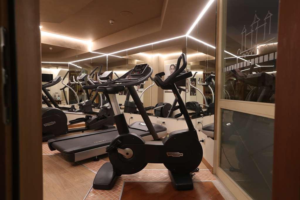 Alpen Suite Hotel Madonna di Campiglio Facilities photo