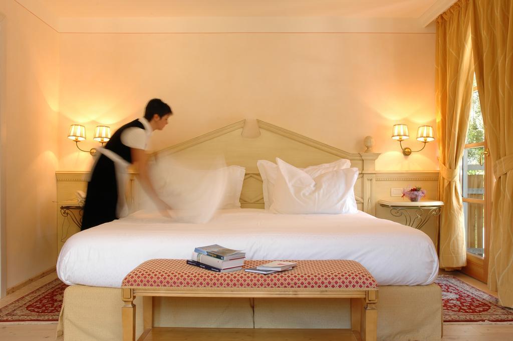 Alpen Suite Hotel Madonna di Campiglio Exterior photo