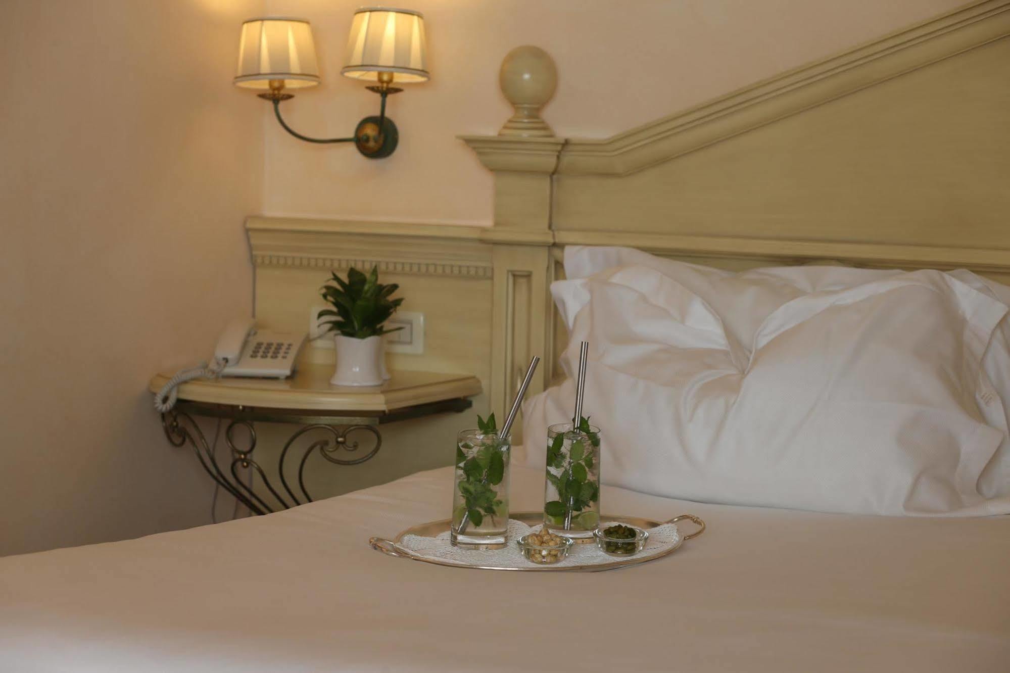 Alpen Suite Hotel Madonna di Campiglio Exterior photo